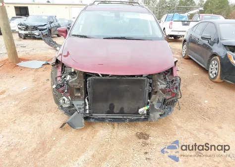 2020 Chrysler Pacifica Touring L Plus z USA, uszkodzony, nr VIN 2C4RC1EG5LR234333